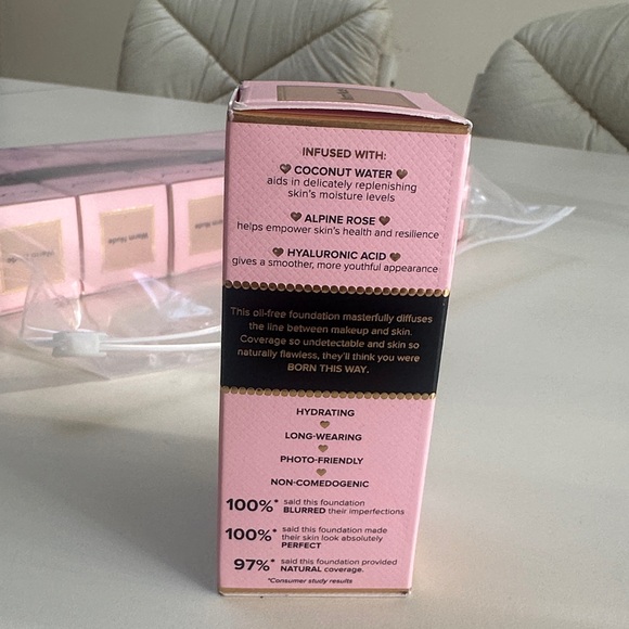 🆕 TOO FACED Born This Way Undetectable Medium Coverage Foundation WARM NUDE NIB - Picture 8 of 8
